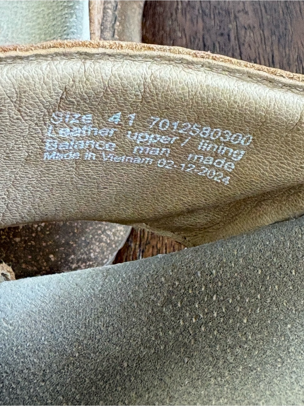 Dansko Women EU 41 Bridget Distressed Honey Leather Platform Slides Sandal Shoes - Picture 5 of 8